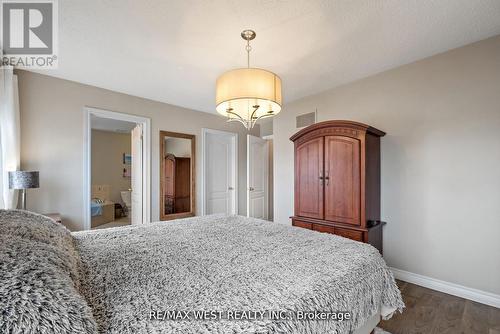 31 Buxton Lane, Clarington, ON 