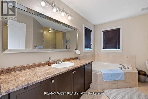 31 Buxton Lane, Clarington, ON 