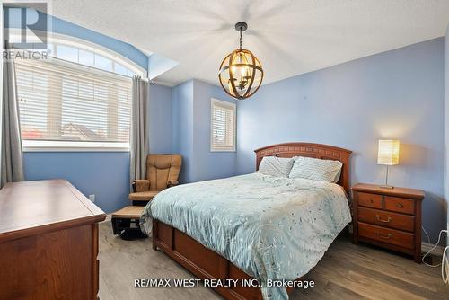 31 Buxton Lane, Clarington, ON 