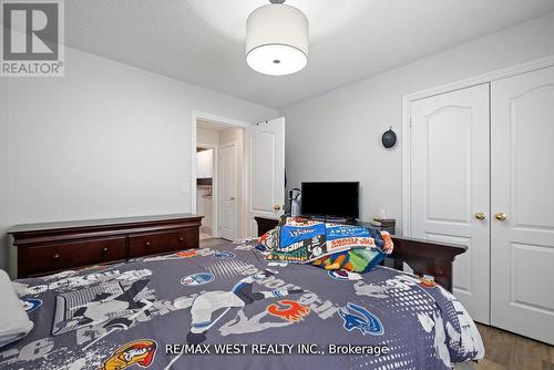 31 Buxton Lane, Clarington, ON 