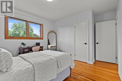 1166 Whitmore Avenue, Ottawa, ON 