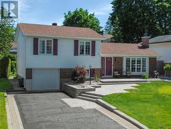 2189 EMARD CRESCENT Ottawa, ON K1J 6K5