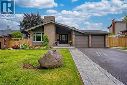 1340 MONMOUTH Drive  Burlington, ON L7P 3J6