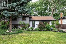 417 MEADOWHILL Road  Burlington, ON L7L 3L5