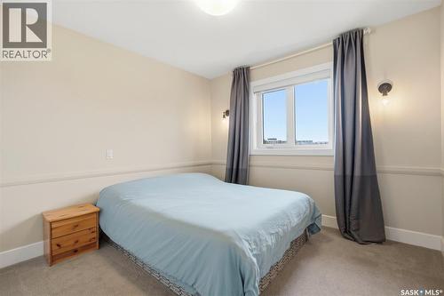322 Dagnone Crescent, Saskatoon, SK 