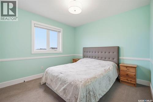 322 Dagnone Crescent, Saskatoon, SK 