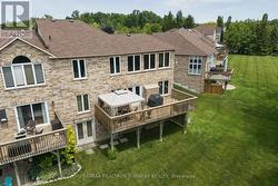 Relax & enjoy the magnificent \"Muskoka-like\" views - 