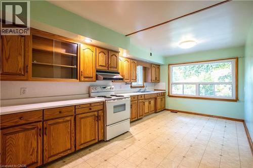 6 Richard Avenue, Simcoe, ON 
