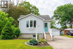 1213 HAIGHT LANE Sarnia, ON N7S 2M6