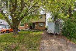 137 FORD STREET Kingston (Rideau), ON K7K 4Z7