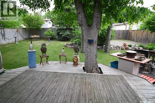75 Richmond Crescent, Saskatoon, SK 
