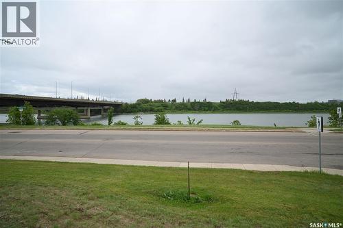 75 Richmond Crescent, Saskatoon, SK 