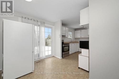 Kitchen - 1107 Meadowlands Drive, Ottawa, ON 
