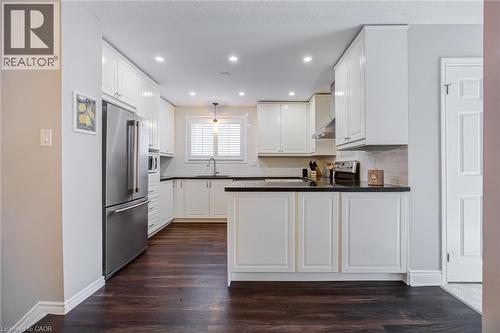 2348 Malcolm Crescent, Burlington, ON 