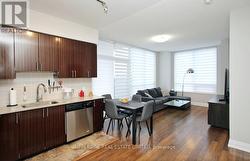 512 - 85 NORTH PARK ROAD Vaughan, ON L4J 9G1