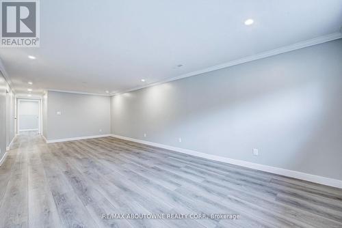 2367 Middlesmoor Crescent, Burlington, ON 