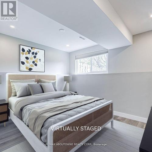 2367 Middlesmoor Crescent, Burlington, ON 