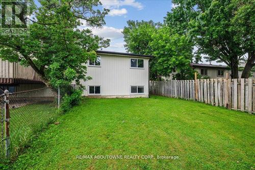 2367 Middlesmoor Crescent, Burlington, ON 