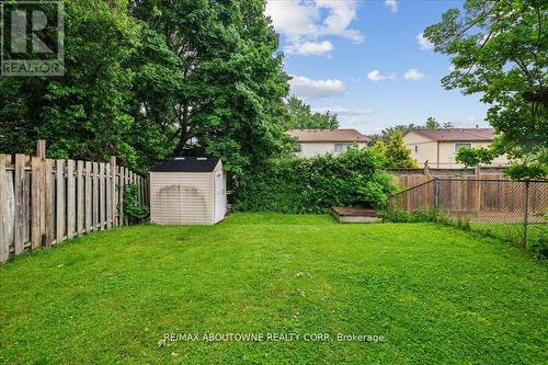 2367 Middlesmoor Crescent, Burlington, ON 