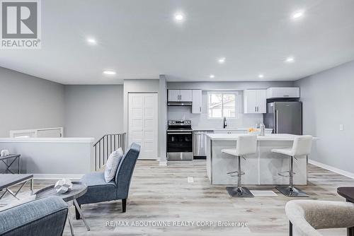 2367 Middlesmoor Crescent, Burlington, ON 