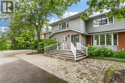 2220 Britannia Road, Burlington, ON 