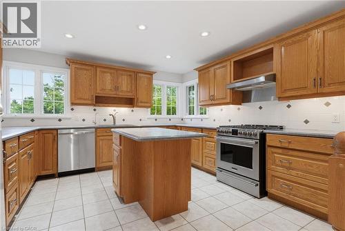 2220 Britannia Road, Burlington, ON 