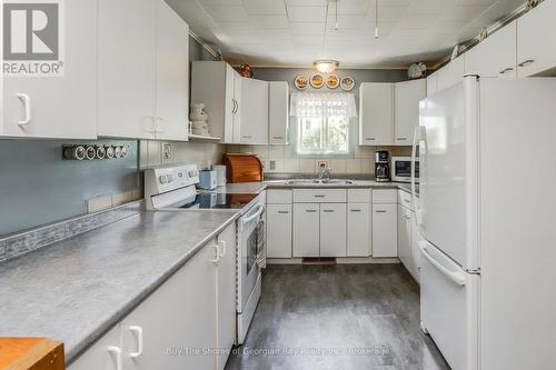 17 Balm Beach Road E, Tiny (Perkinsfield), ON 
