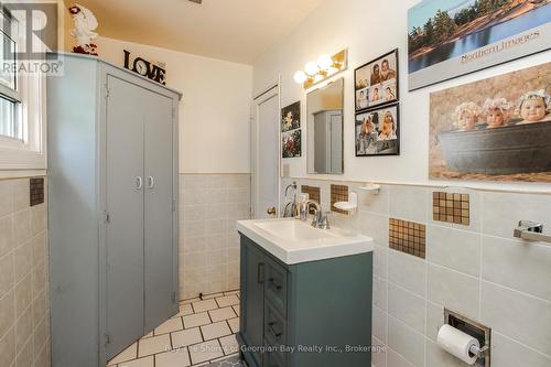 17 Balm Beach Road E, Tiny (Perkinsfield), ON 