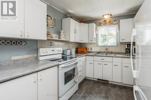 17 Balm Beach Road E, Tiny (Perkinsfield), ON 