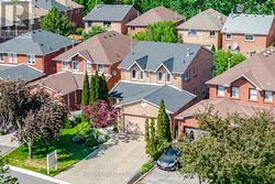 4671 OWL CIRCLE  Mississauga, ON L4Z 2W8