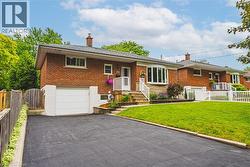 1208 HOMEWOOD Drive  Burlington, ON L7P 2M4
