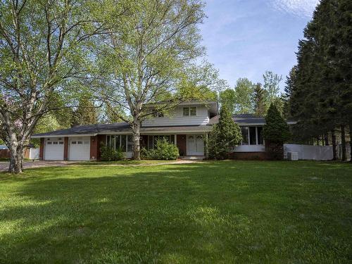 2108 FREEMAN Drive  Thunder Bay, ON P7K 1H3