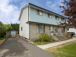 821 Michigan Avenue Thunder Bay, ON P7A 6K5