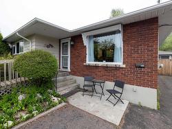 43 Strathcona Avenue Thunder Bay, ON P7A 1R8