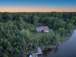 2747 Moore Bay Sioux Narrows/Kenora, ON P0X 1H0