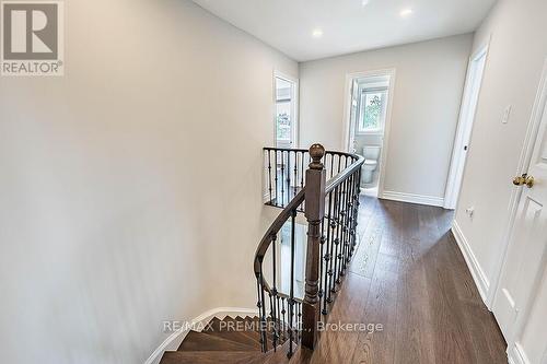 2 Grace Crescent, Barrie, ON 