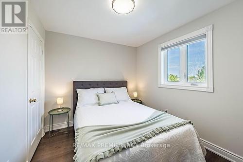 2 Grace Crescent, Barrie, ON 