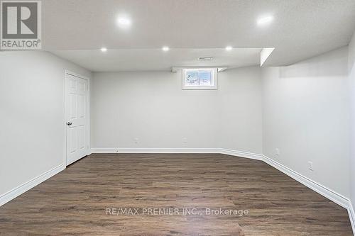 2 Grace Crescent, Barrie, ON 