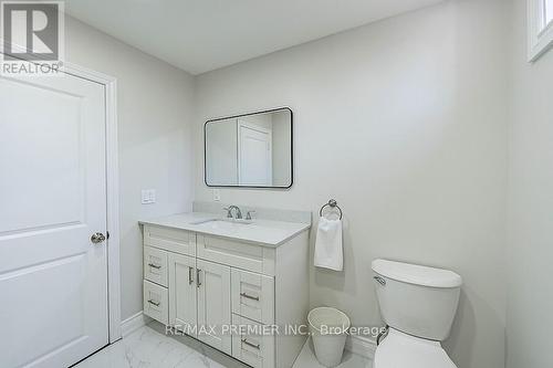 2 Grace Crescent, Barrie, ON 