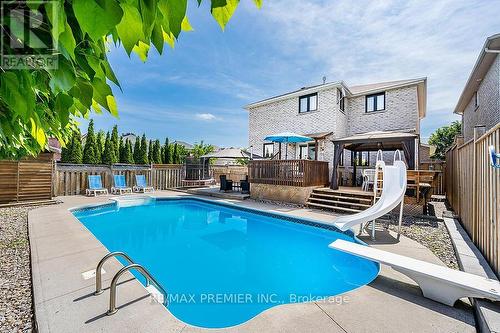 2 Grace Crescent, Barrie, ON 