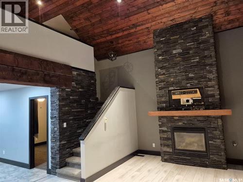826 Chaplin Street E, Swift Current, SK 