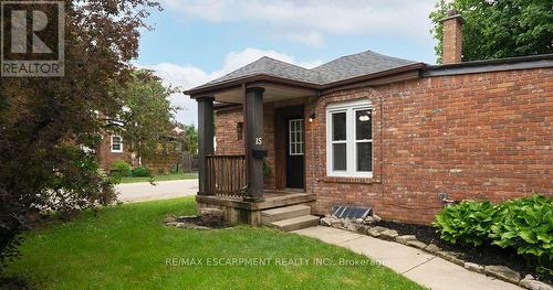 15 MARGUERETTA STREET  Brantford, ON N3R 1M8