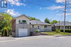 85 LETCHWORTH CRESCENT Toronto, ON M3M 1Z1