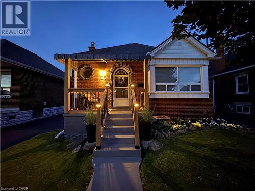 105 Weir Street S, Hamilton, ON 