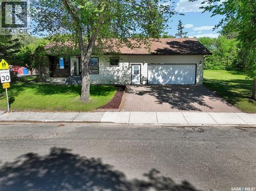 1114 Arcola Street, Esterhazy, SK 