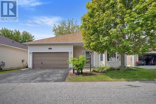 20 KISSINGBRIDGE LANE  Clarington (Newcastle), ON L1B 0B2