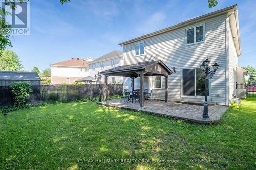 Large patio - 800 Long Point Circle, Ottawa, ON 