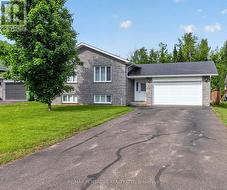 61 OAK AVENUE Petawawa, ON K8H 0B5