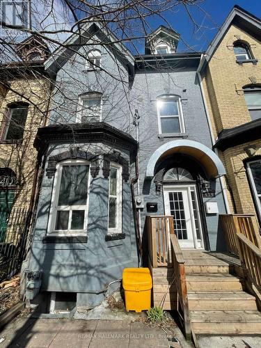 414 Dundas Street E, Toronto, ON 