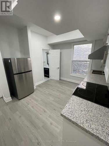414 Dundas Street E, Toronto, ON 
